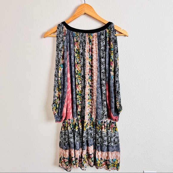 Mixed Media Multicolored Floral Cold Shoulder Cut Out Shoulder Swing Mini Dress - Picture 4 of 12